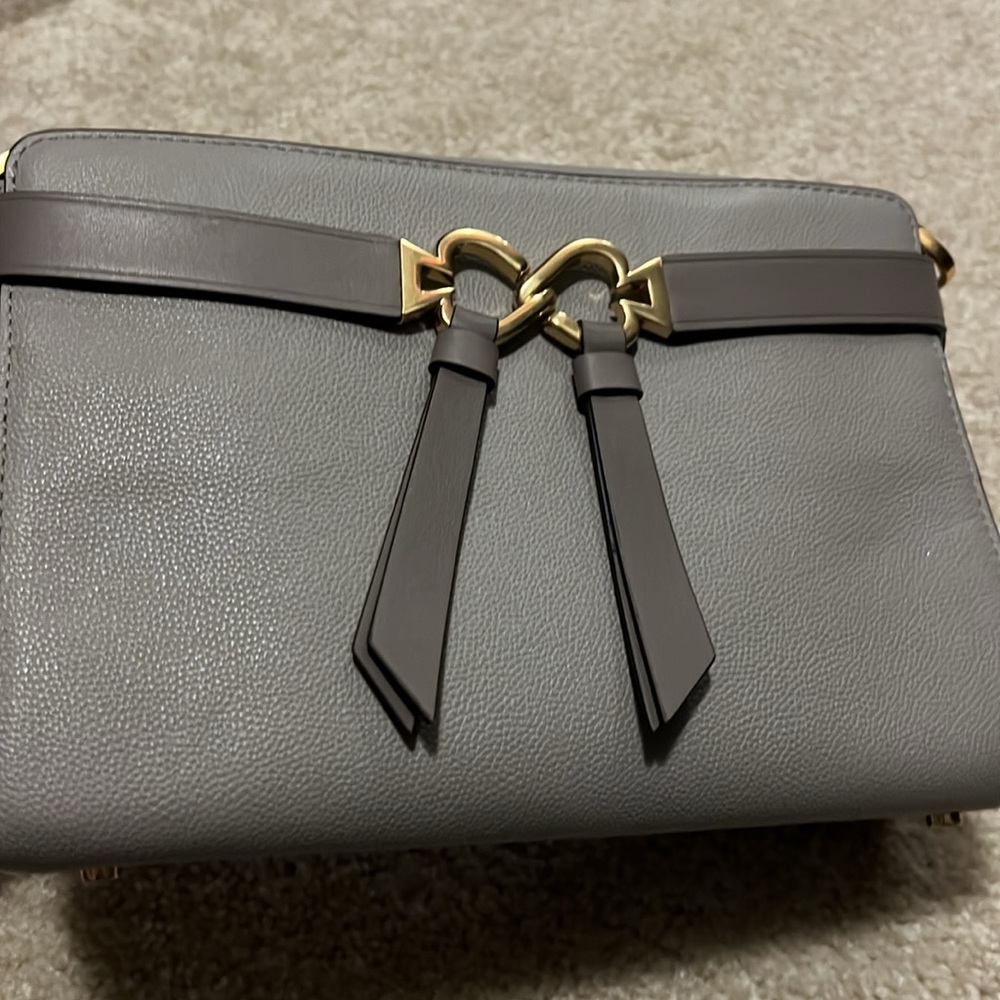 kate spade Pebbled Leather Crossbody in Light Gray with Gold Hardware - Picture 10 of 10